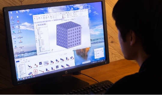 軽量化作業